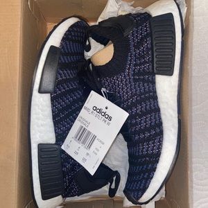 Size US 5 1/2 adidas originals sneakers